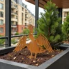 canard-corten-appartement Silhouette d'animal en acier corten représentant un canard sur une terasse d'appartement – Normandy Steel