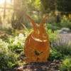 Silhouette d'animal en acier corten représentant un lapin dans un jardin – Normandy Steel