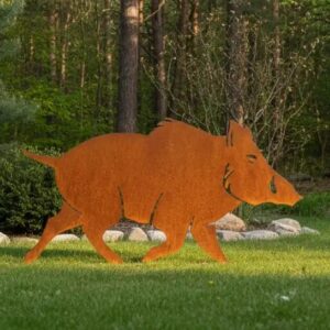 Silhouette d'animal en acier corten représentant un sanglier dans un jardin – Normandy Steel